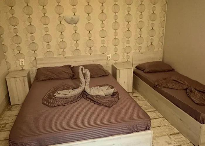 בית הארחה Klara House *